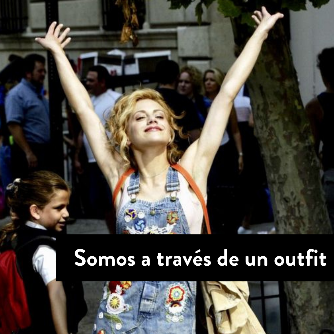 ¡Somos a través de un outfit!