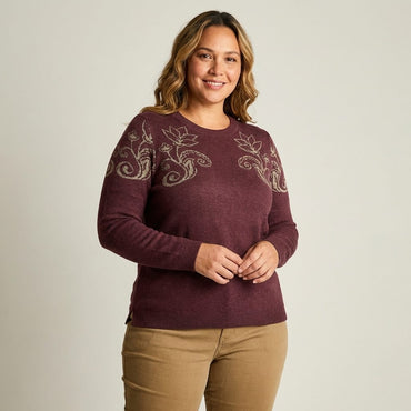 Sweater Burdeo con Estampado Floral Dorado en Hombros en Tejido en modelo plus size