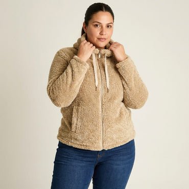 Polerón Coral Fleece Mujer Full Zipper Efecto Piel Arena en modelo plus size