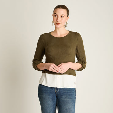 Polera Verde Manga Larga Elasticidad Media Sin Forro Calce Normal Tela Punto Y Plano