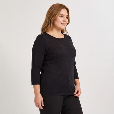 Polera Escote Redondo Manga 3/4 Negro en modelo plus size