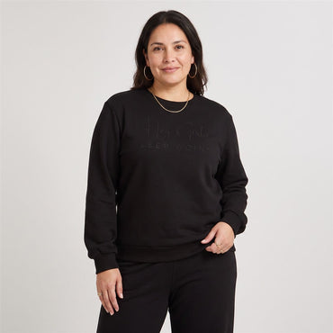 Polerón Algodón Escote Redondo Bordado Negro en modelo plus size