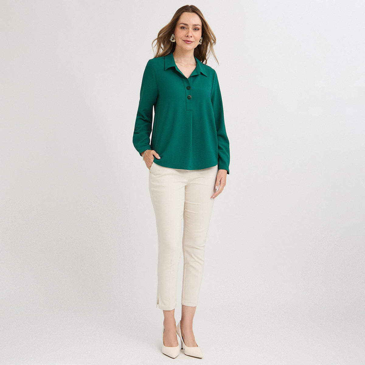 Blusa Manga Roll Up con Botones en Escote Verde