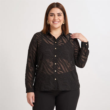 Blusa de Fantasía Negro en modelo plus size