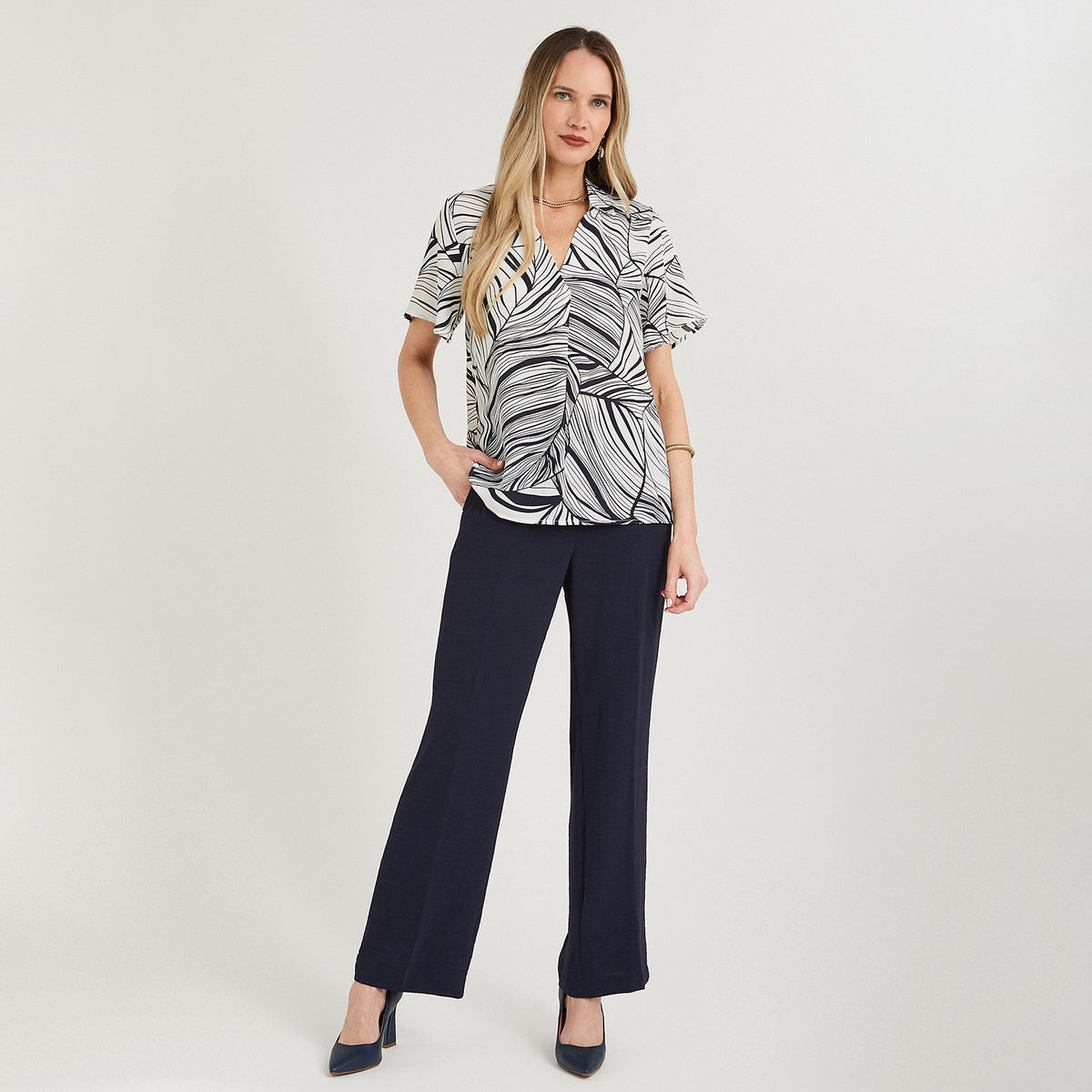 Blusa Manga Corta Cuello Camisero Azul
