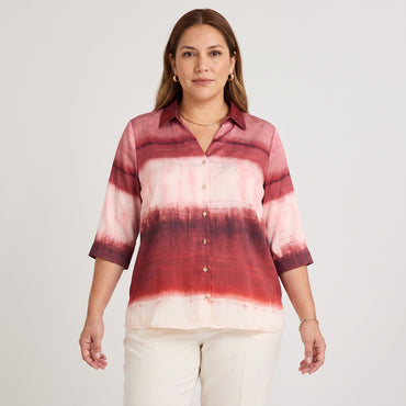 Blusa Satin Manga 3/4 Estampada Arena en modelo plus size