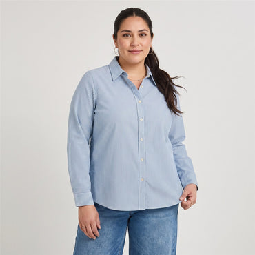 Blusa de Algodón Listada Azul en modelo plus size