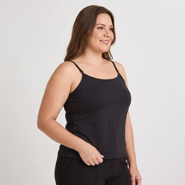 Polera Básica Manga Pabilo Negro en modelo plus size