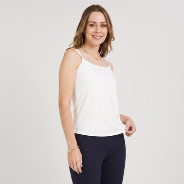Polera Básica Manga Pabilo Blanco en modelo plus size