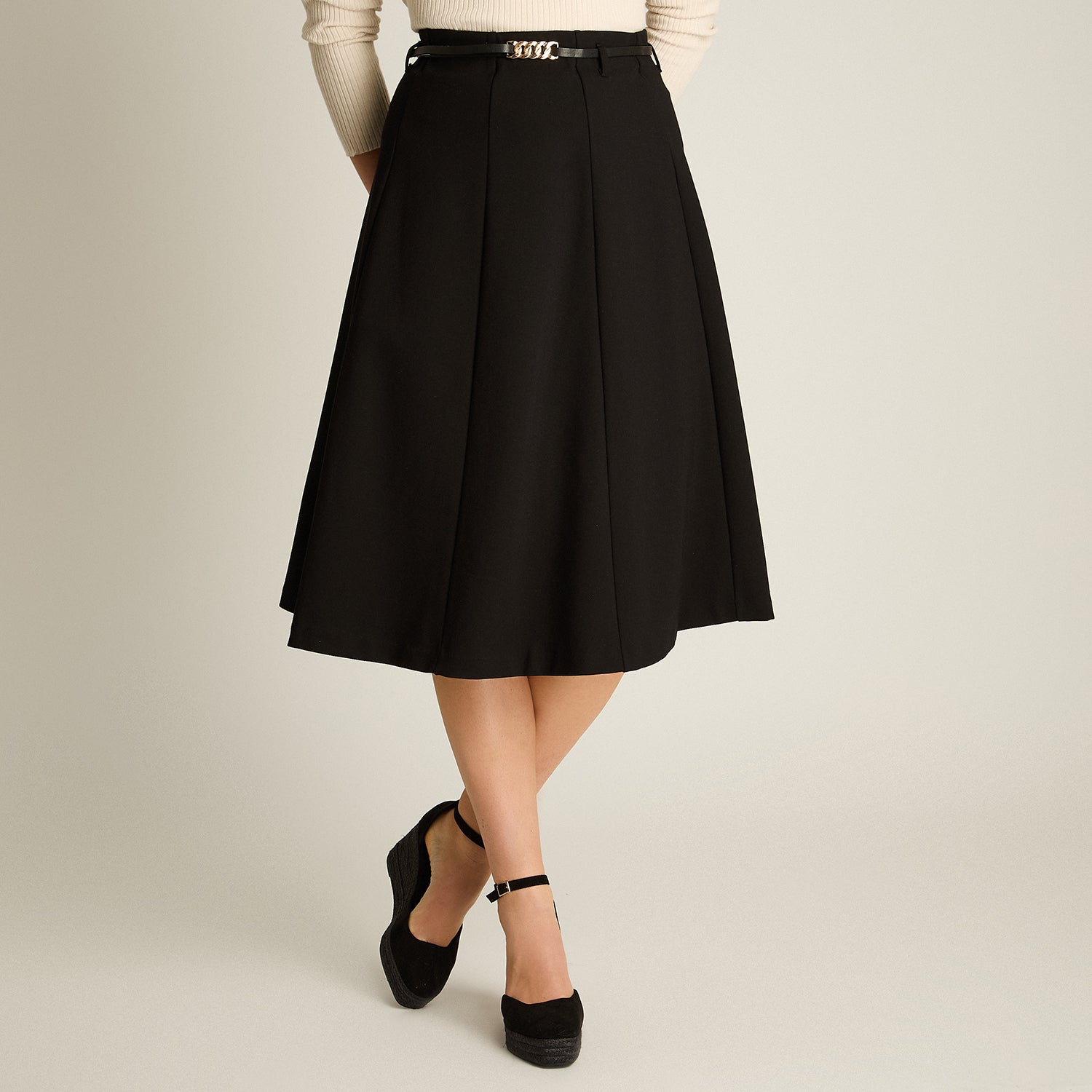 Falda Negro Elasticidad Media Sin Forro Calce Normal Tela Punto