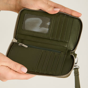 Billetera Verde con Cierre