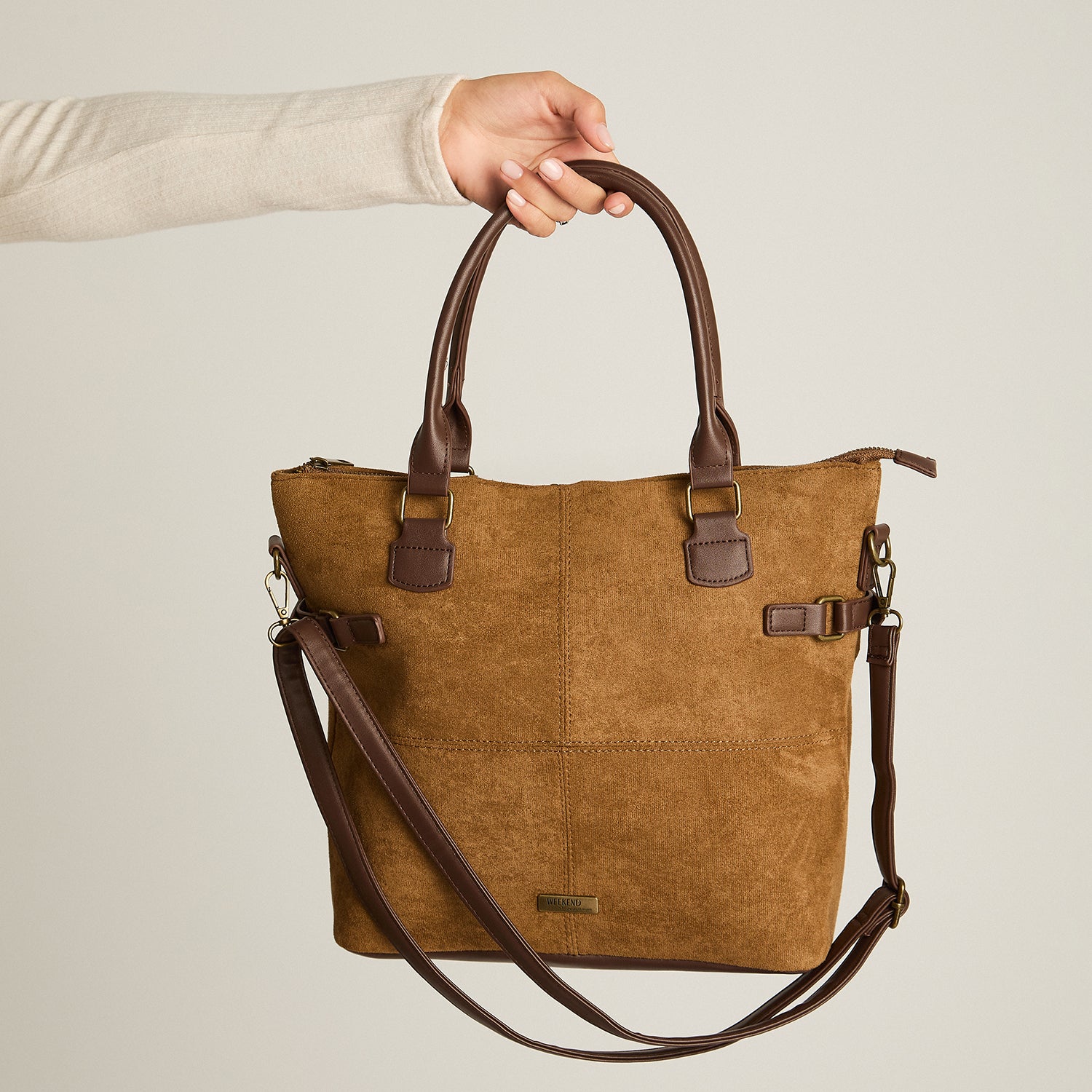 Cartera Cafe Elasticidad Nula Sin Forro Calce Normal Tela Plano