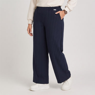 Pantalón Sport Palazzo Pretina Elasticada Azul en modelo plus size