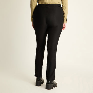 Calza Negro Slim Muy elasticado Calce Ajustado