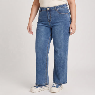 Jeans Wideleg Control de Abdomen Azul en modelo plus size