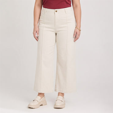 Jeans Culotte un Botón Crudo en modelo plus size