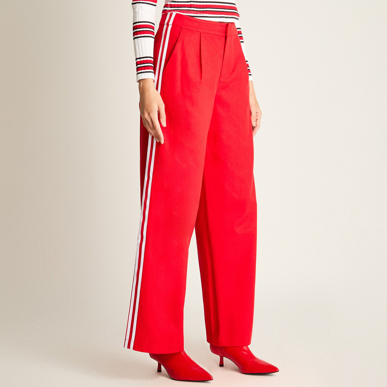 Pantalón Cinta Costado Rojo