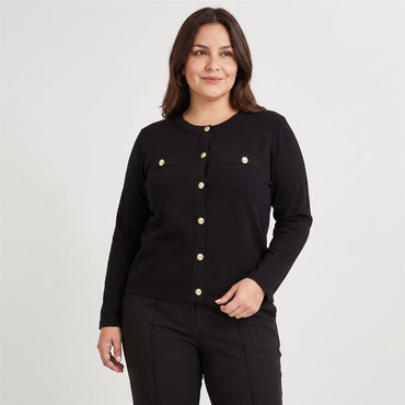 Cardigan Escote Redondo con Bolsillos Falsos Negro en modelo plus size