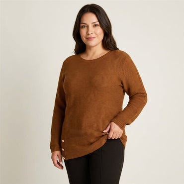 Sweater Toffee con Botones Dorados en Puños y Bajo en Tejido en modelo plus size