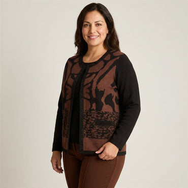 Sweater Café Twin Set con Estampado Animal Print y Aplicación de Strass en modelo plus size