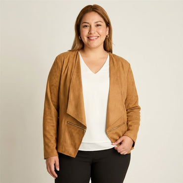 Chaqueta Suede Mujer Asimétrica Camel Manga Larga en modelo plus size