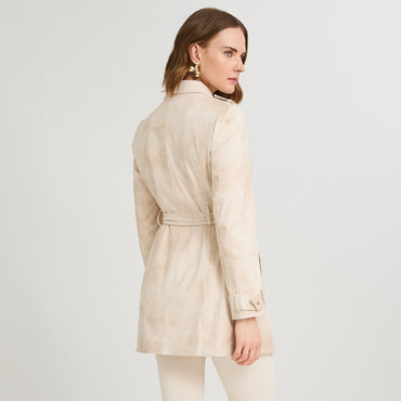 Casaca Larga de Suede con Botones Dorados y Cinturón Amarillo