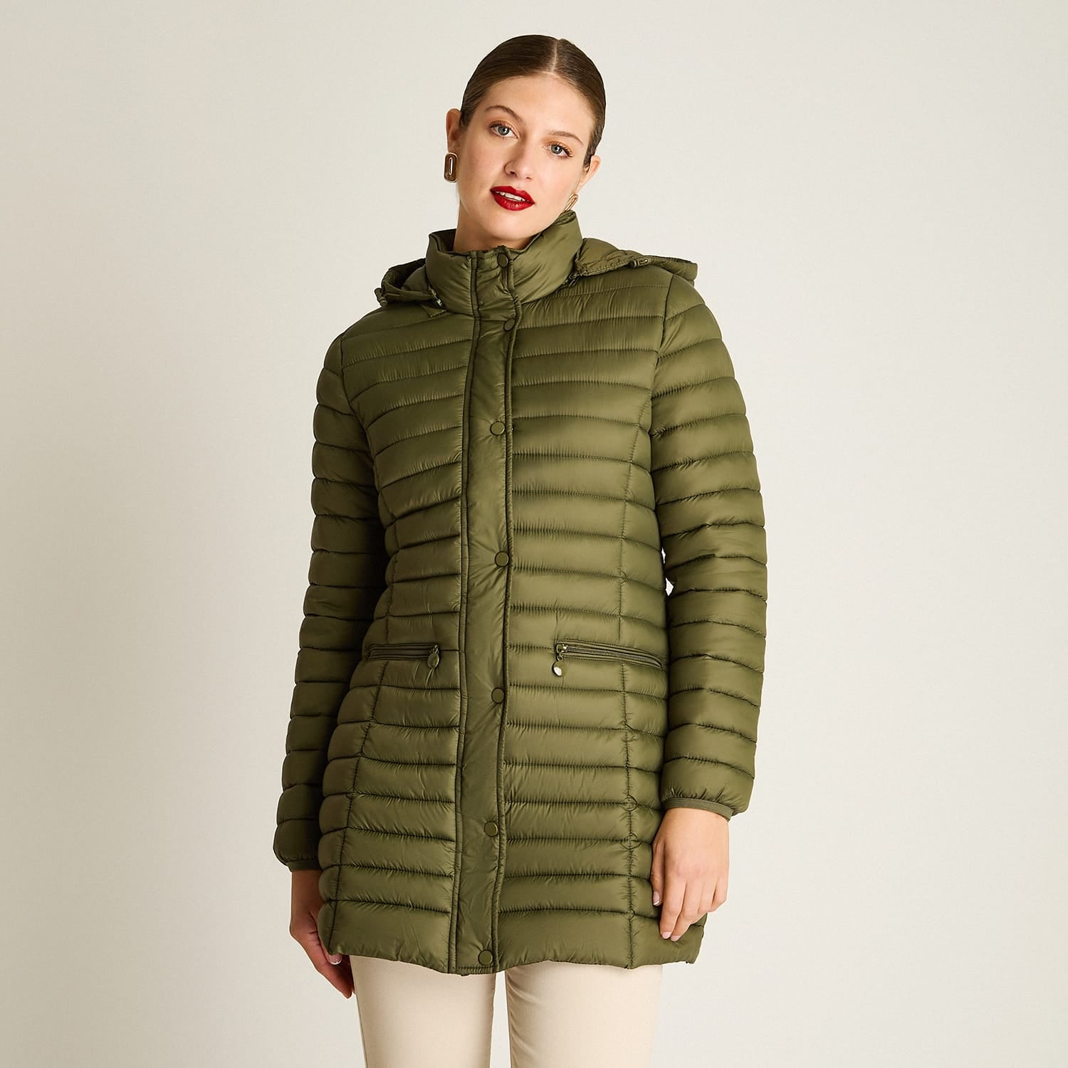 Parka Verde Manga Larga Elasticidad Nula Sin Forro Calce Normal Tela Plano
