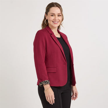 Blazer 1 Botón Bolsillos con Solapa Rojo en modelo plus size