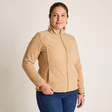 Polerón Polar Camel Full Zipper con Diseño Quilted en modelo plus size