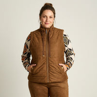 Chaqueta Camel de Suede Sin Mangas con Diseño Quilted y Cierre Full Zipper