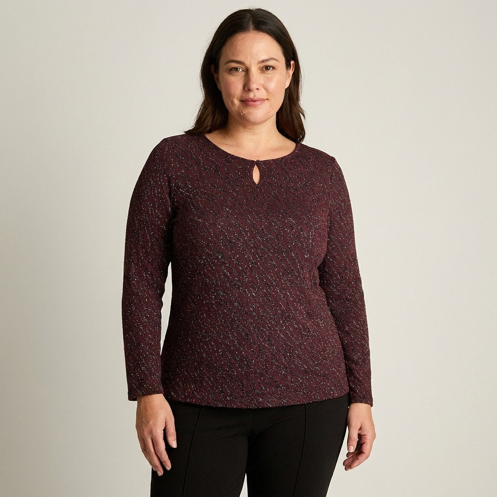 Polera Burdeo de Lanilla con Lurex y Detalle en Escote