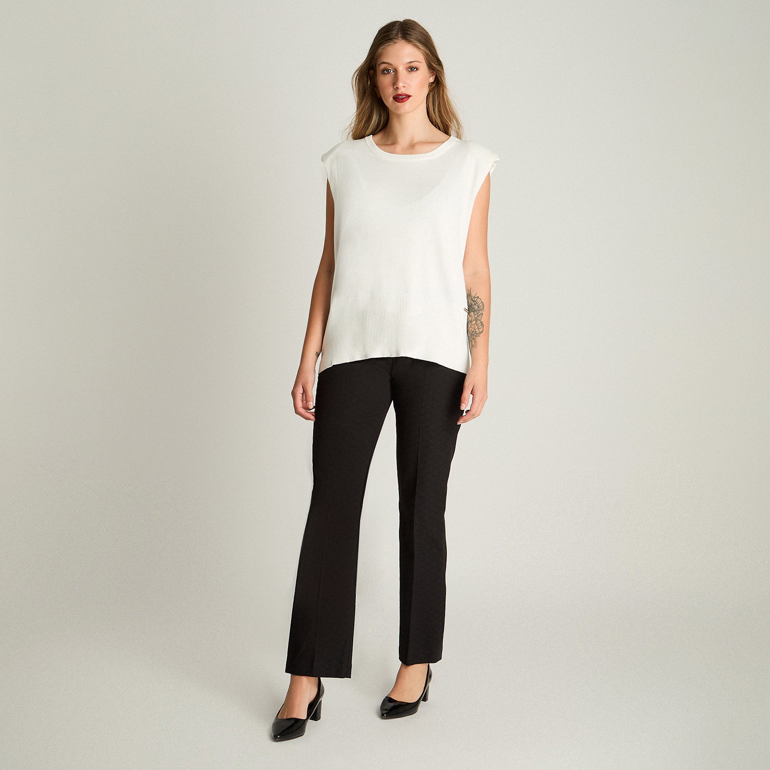 Polera Tejida Escote Redondo Sin Mangas Crudo Lorenzo Di Pontti