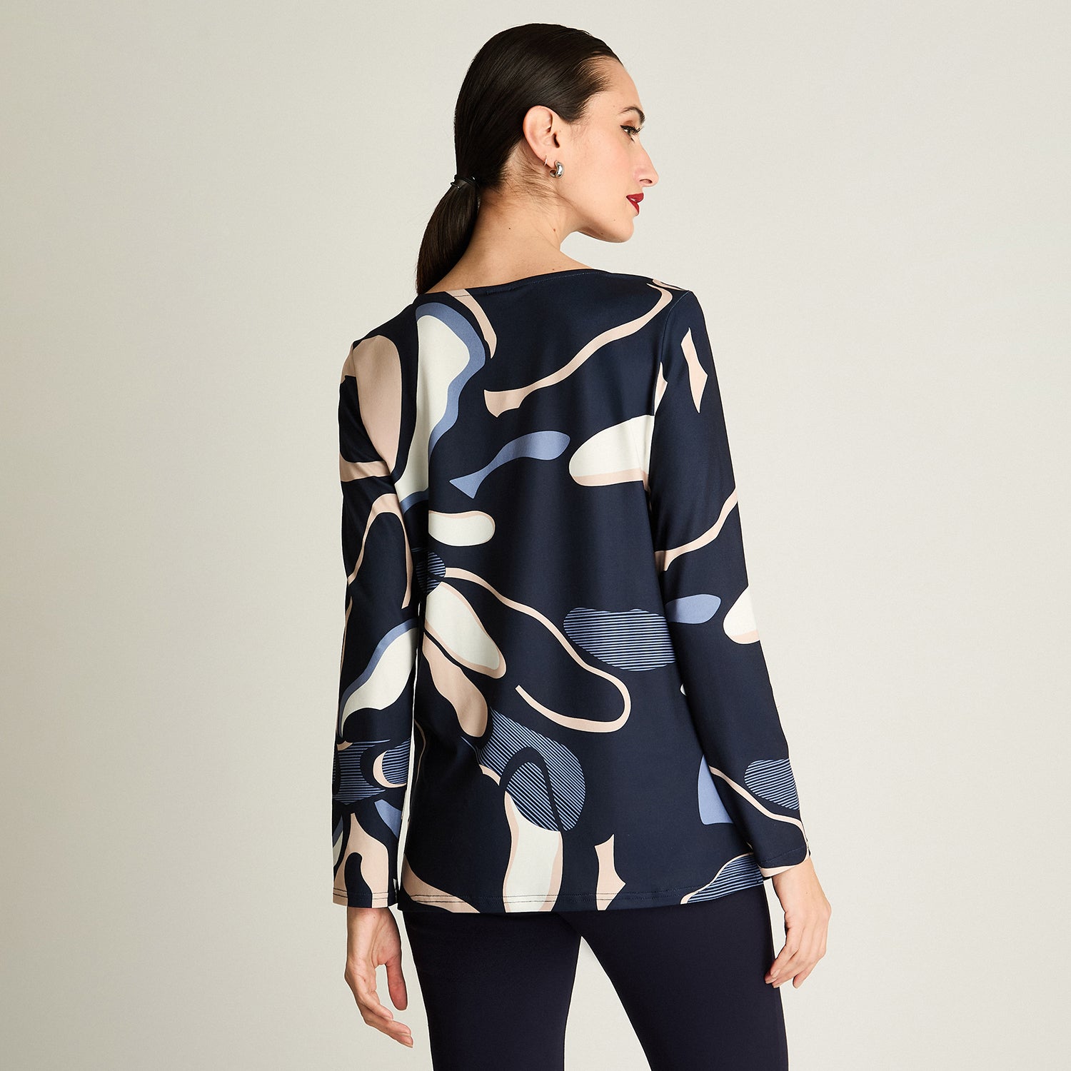Polera Estampada Escote Redondo Con Tachas Azul