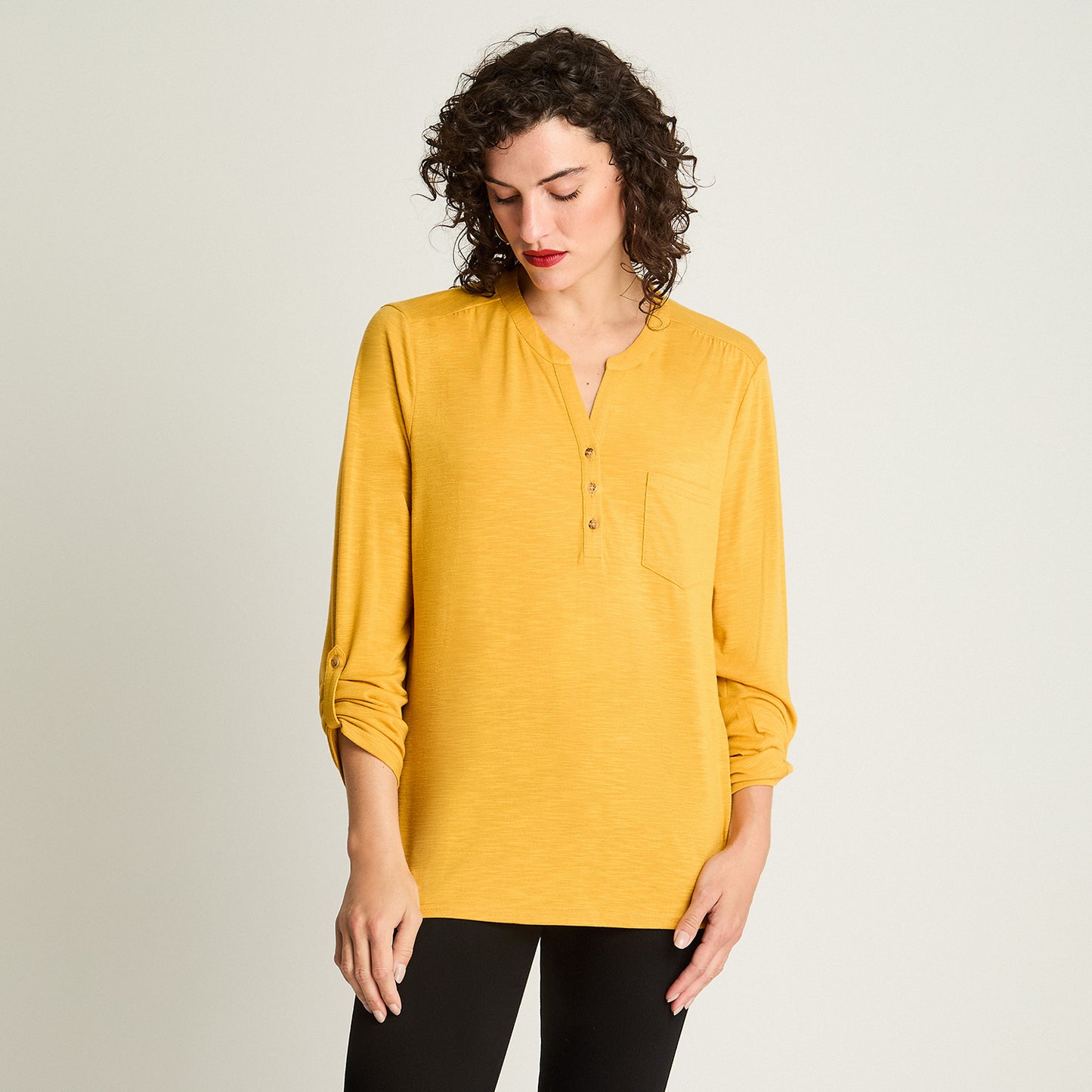 Polera Poliviscosa Flame Cuello Mao Mostaza Curvi