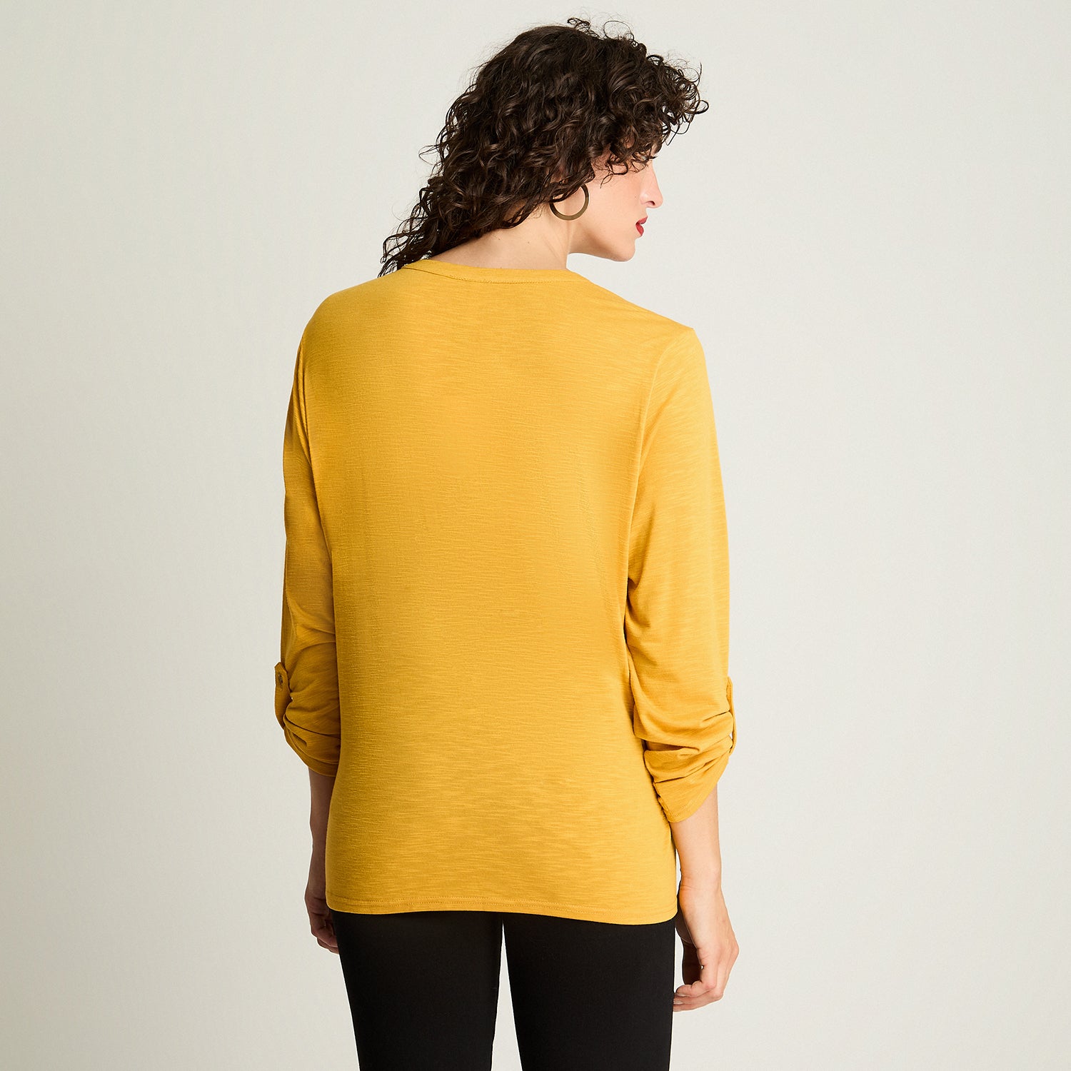 Polera Poliviscosa Flame Cuello Mao Mostaza Curvi