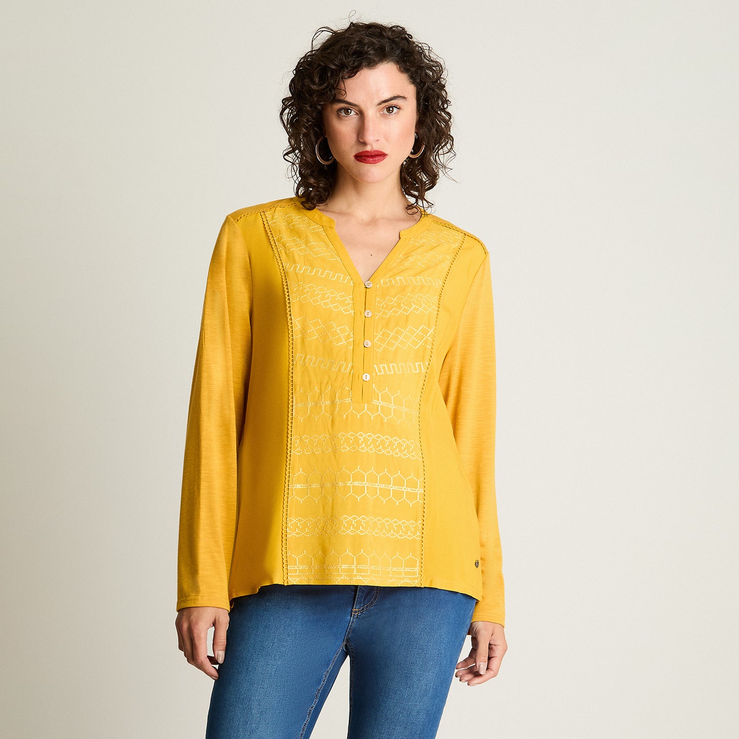 Polera Mix Fabric Mostaza Curvi