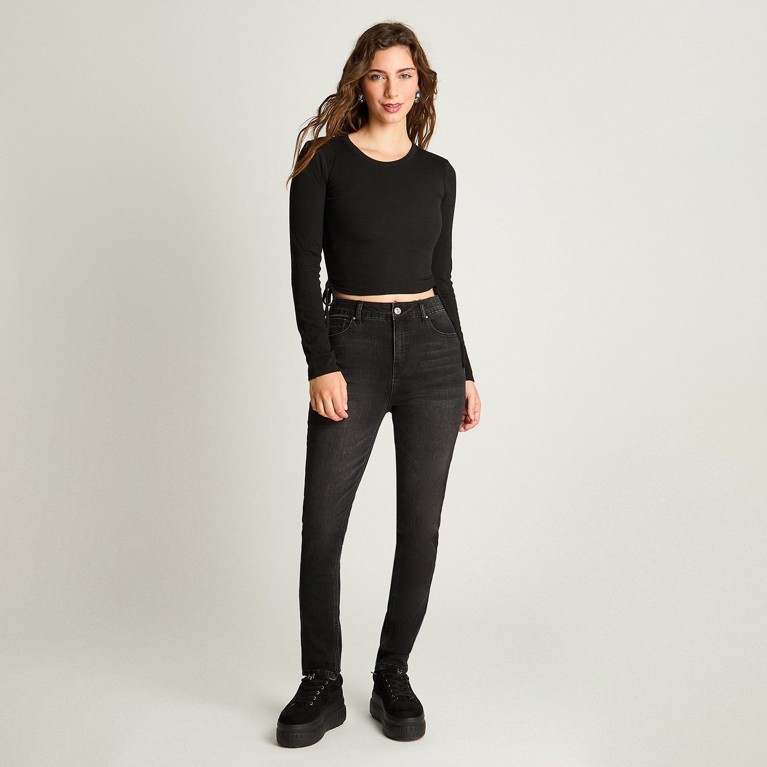 Polera Manga Larga Recogida Negro Acuarela