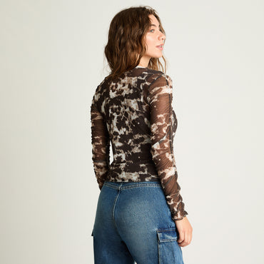 Polera Mesh Estampada Café Acuarela