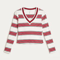 Polera Cuello V Listada Blanco en plano