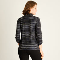 Polera Negra Estampada