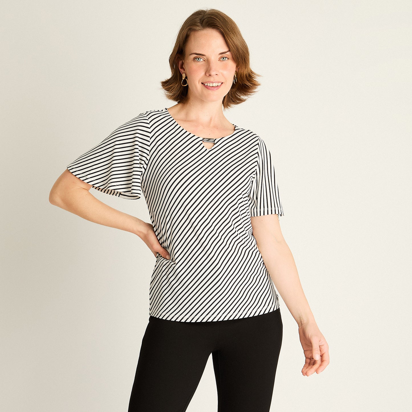 Polera Crudo a Rayas Diagonales