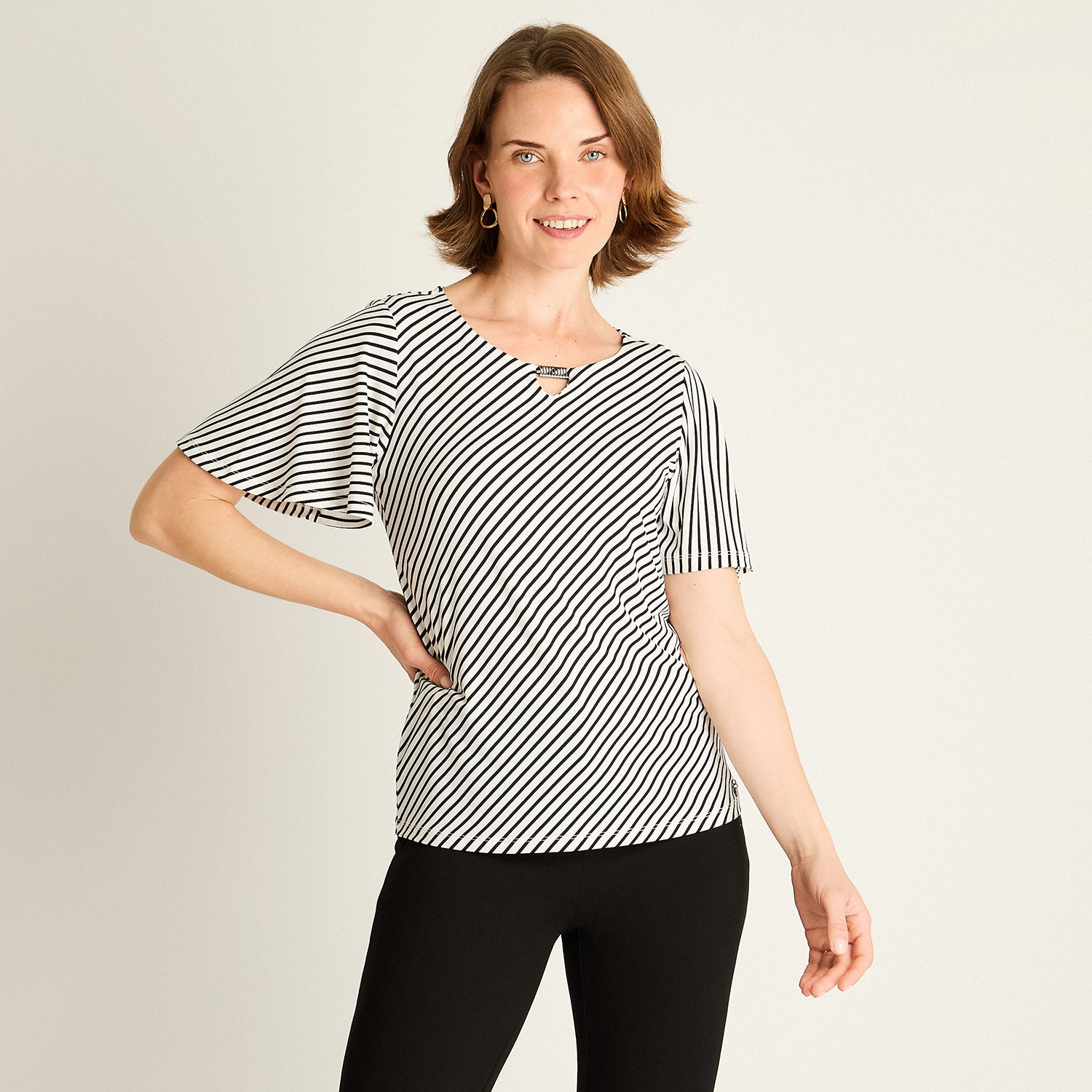 Polera Crudo a Rayas Diagonales