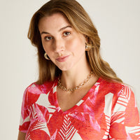 Polera Roja Estampado Tropical Elegante