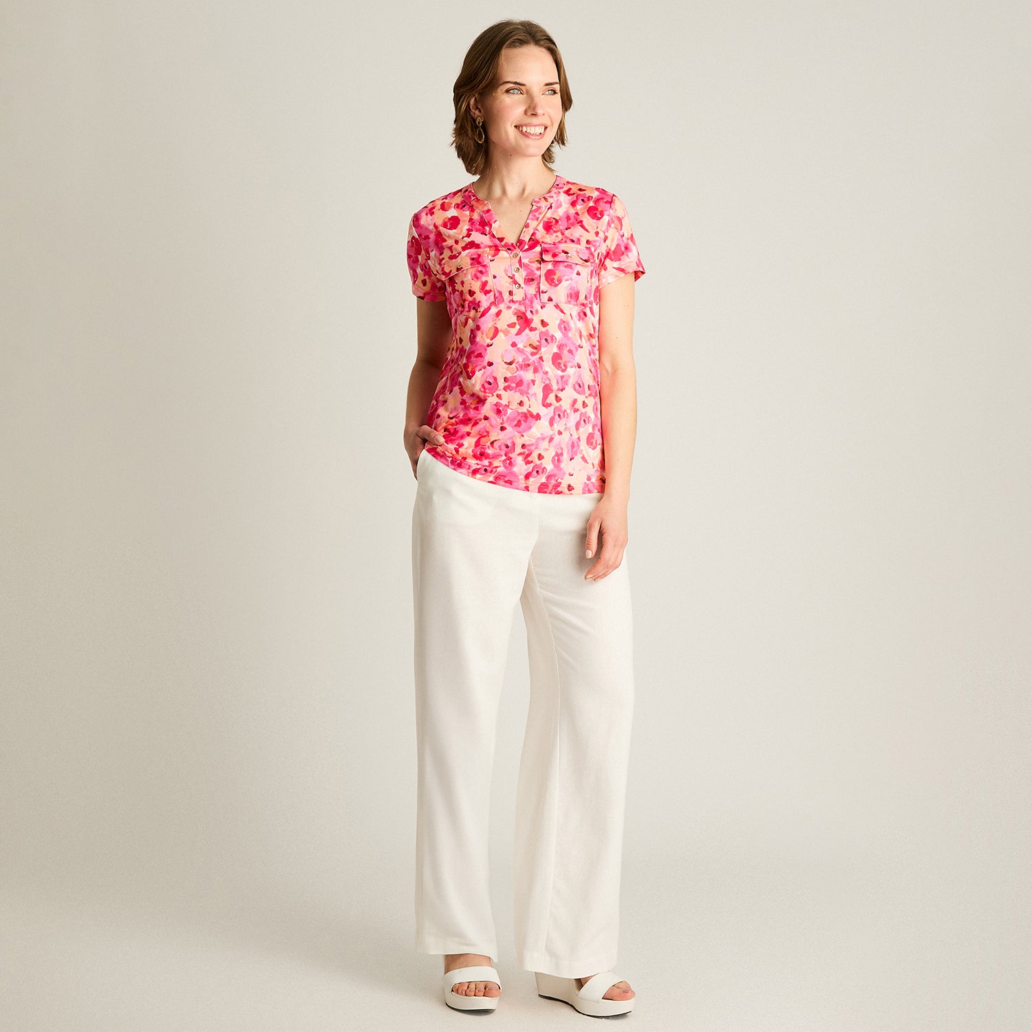 Polera Fucsia Estampado Floral Manga Corta