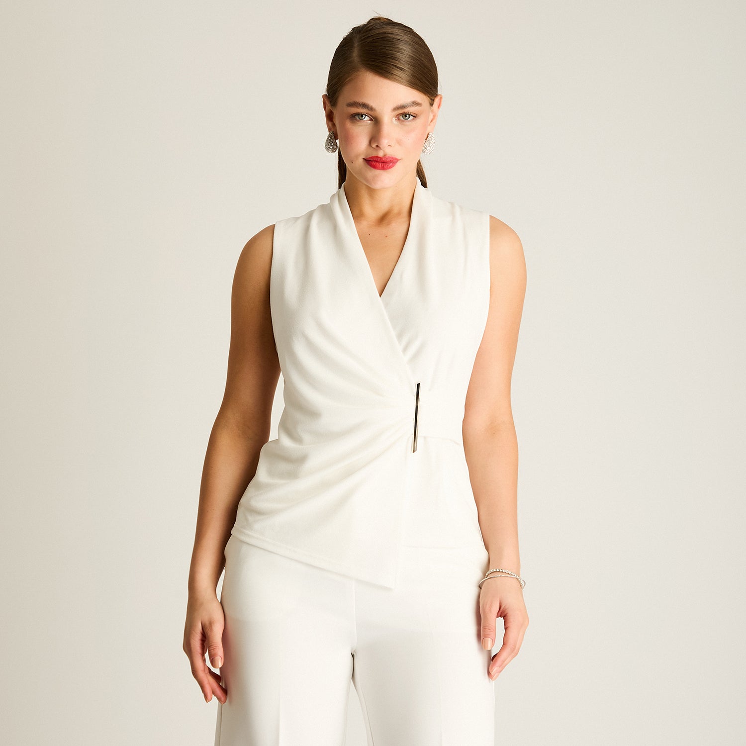 Polera Asimétrica Crudo con Drapeado Lateral