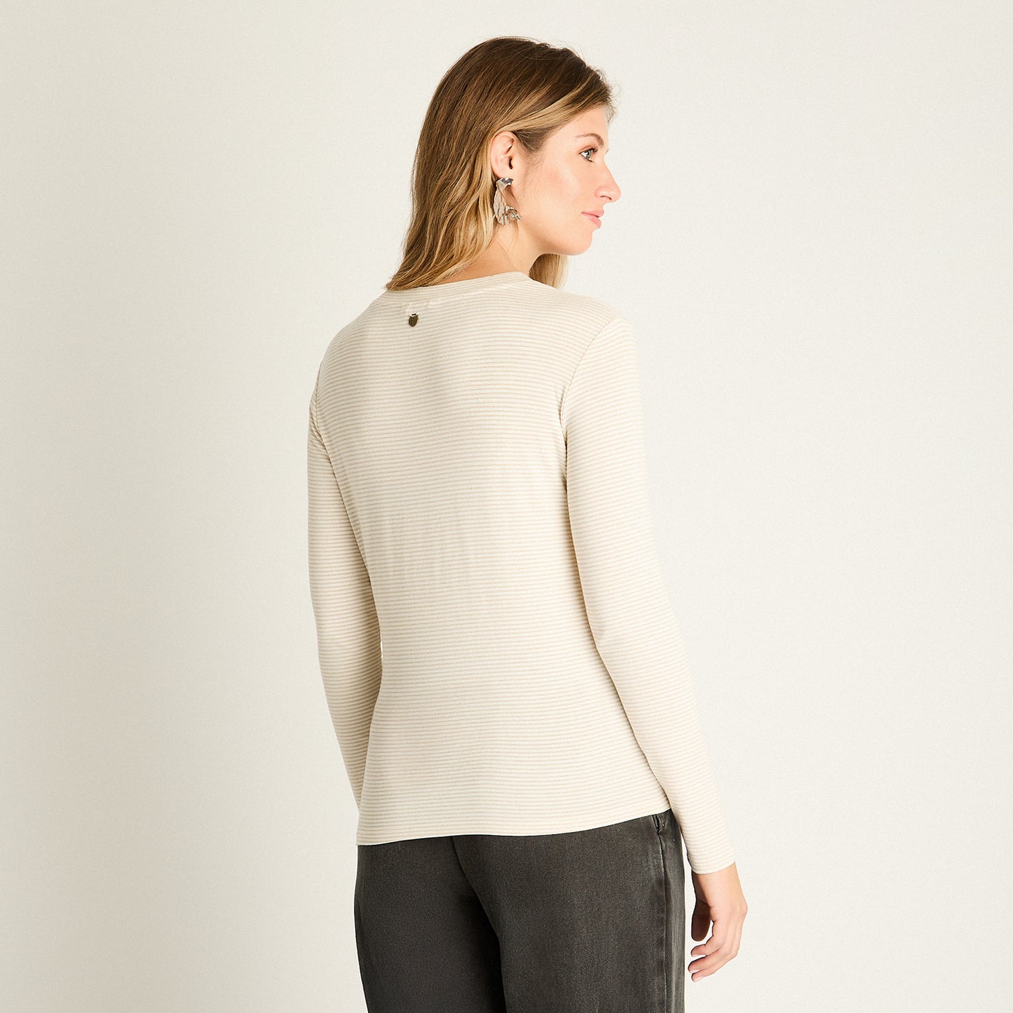 Polera Crudo con Lazo Frontal