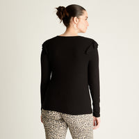 Polera Negra con Volantes