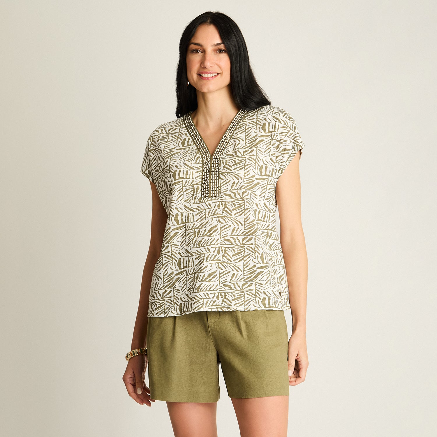 Polera Verde con Estampado Tropical