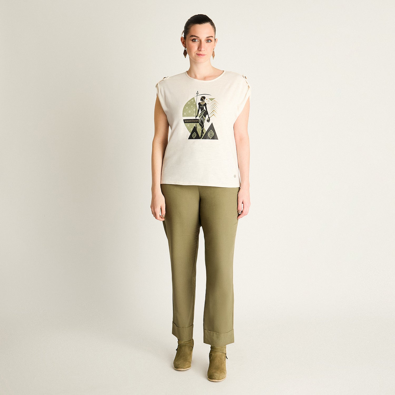 Polera Arena con Estampa Tribal