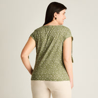 Polera Verde Manga Corta Elasticidad Media Sin Forro Calce Normal